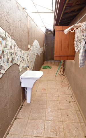 Casa à venda com 1000m², 2 quartos e 3 vagasÁrea de Serviço