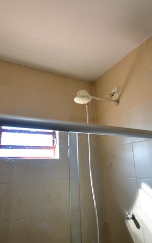 Casa à venda com 1000m², 2 quartos e 3 vagasBanheiro Social