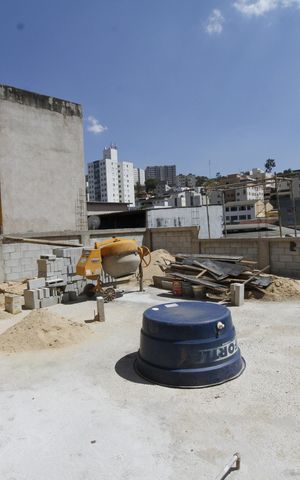 Casa à venda com 360m², 4 quartos e sem vagaÁrea externa