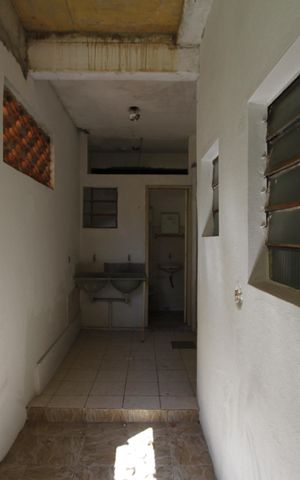 Casa à venda com 360m², 4 quartos e sem vagaÁrea de Serviço