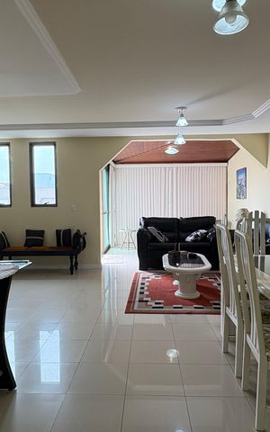 Apartamento à venda com 162m², 3 quartos e 3 vagas