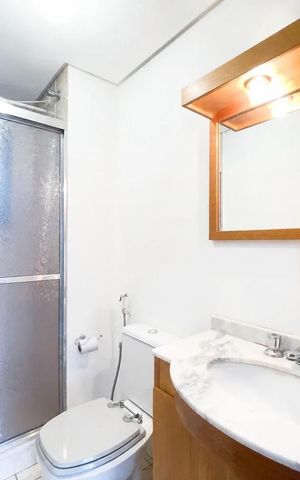Apartamento para alugar com 76m², 3 quartos e 1 vaga Apartamento para alugar com 76m², 3 quartos e 1 vagaBanheiro