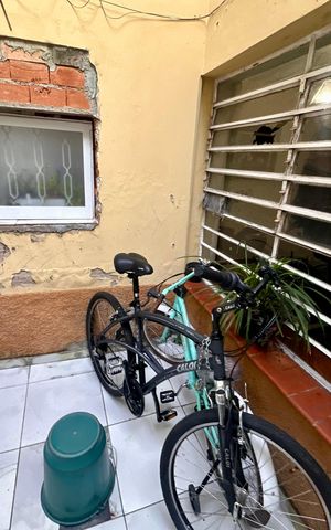 Casa à venda com 180m², 5 quartos e 2 vagasQuintal