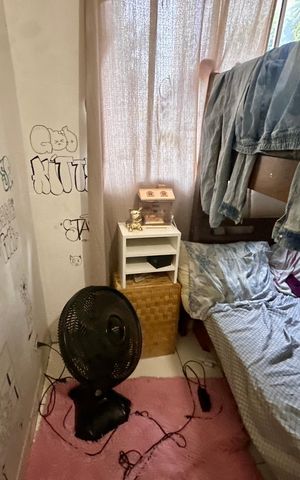 Casa à venda com 180m², 5 quartos e 2 vagasQuarto