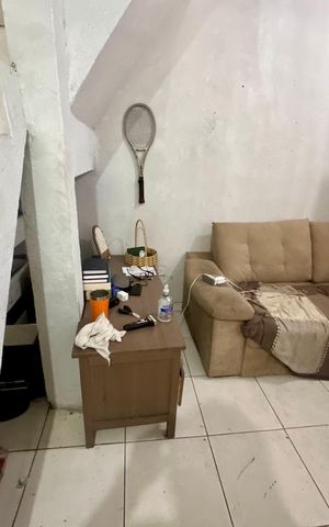 Casa à venda com 180m², 5 quartos e 2 vagasSala