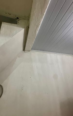 Casa à venda com 180m², 5 quartos e 2 vagasSala
