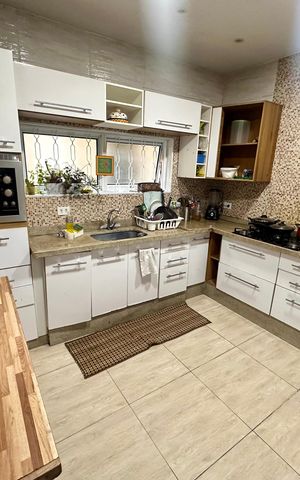 Casa à venda com 180m², 5 quartos e 2 vagasCozinha