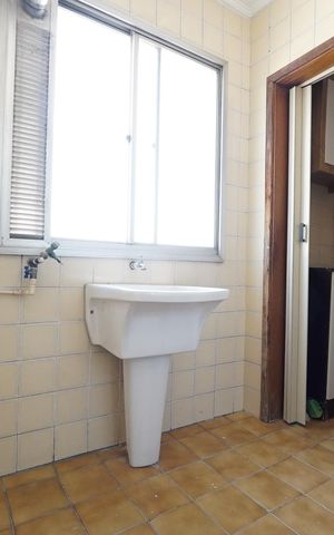 Apartamento à venda com 79m², 3 quartos e 1 vagaÁrea de Serviço