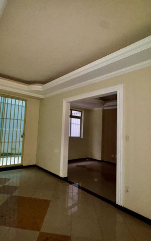 Apartamento para alugar com 117m², 3 quartos e 1 vaga Apartamento para alugar com 117m², 3 quartos e 1 vagaSala