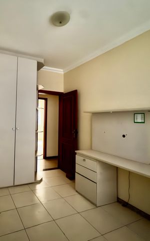 Apartamento para alugar com 117m², 3 quartos e 1 vaga Apartamento para alugar com 117m², 3 quartos e 1 vagaQuartos