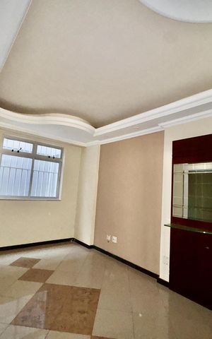Apartamento para alugar com 117m², 3 quartos e 1 vaga Apartamento para alugar com 117m², 3 quartos e 1 vagaQuartos