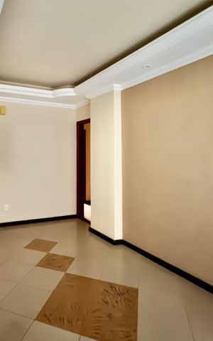 Apartamento para alugar com 117m², 3 quartos e 1 vaga Apartamento para alugar com 117m², 3 quartos e 1 vagaSala