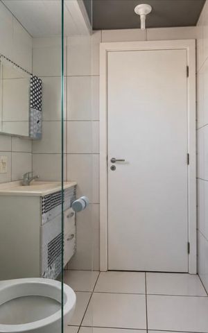 Casa de condomínio para alugar com 40m², 2 quartos e sem vaga Casa de condomínio para alugar com 40m², 2 quartos e sem vagaBanheiro