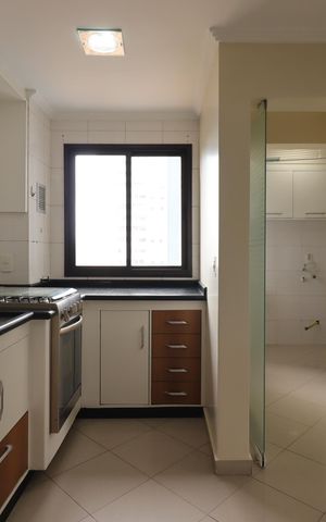Apartamento à venda com 98m², 3 quartos e 3 vagasCozinha
