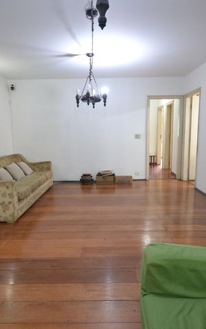 Casa para alugar com 130m², 5 quartos e 2 vagasSala