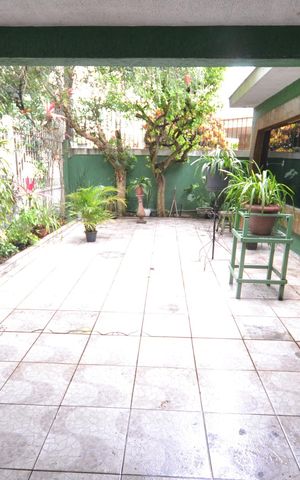 Casa para alugar com 130m², 5 quartos e 2 vagasGaragem