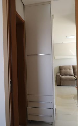 Apartamento para alugar com 58m², 2 quartos e 2 vagasCorredor - Armário