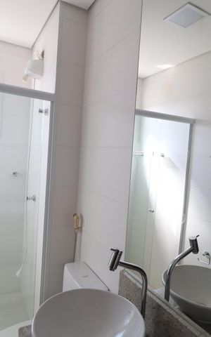 Apartamento para alugar com 58m², 2 quartos e 2 vagasBanheiro do Quarto 2