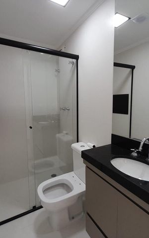 Apartamento à venda com 62m², 2 quartos e 2 vagas Apartamento à venda com 62m², 2 quartos e 2 vagasBanheiro 1