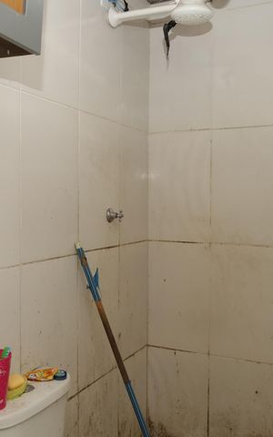 Casa à venda com 189m², 2 quartos e 2 vagasÁrea de Serviço - Banheiro