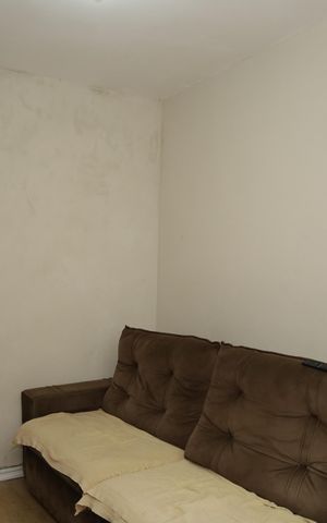 Casa à venda com 189m², 2 quartos e 2 vagasSala