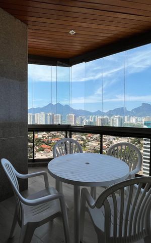 Apartamento para alugar com 56m², 1 quarto e 1 vagaVaranda