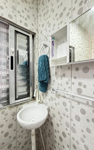 Casa à venda com 36m², 2 quartos e 1 vaga