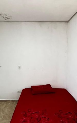 Casa à venda com 36m², 2 quartos e 1 vaga Casa à venda com 36m², 2 quartos e 1 vagaQuarto