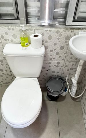 Casa à venda com 36m², 2 quartos e 1 vaga Casa à venda com 36m², 2 quartos e 1 vagaBanheiro da Suíte