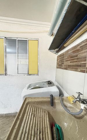 Casa à venda com 36m², 2 quartos e 1 vaga Casa à venda com 36m², 2 quartos e 1 vagaArea de Serviço - Garagem