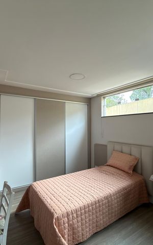 Casa à venda com 536m², 6 quartos e 5 vagas Casa à venda com 536m², 6 quartos e 5 vagasQuarto 6 suíte