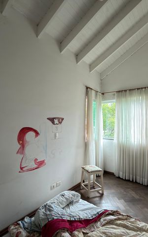 Casa à venda com 536m², 6 quartos e 5 vagas Casa à venda com 536m², 6 quartos e 5 vagasQuarto 3
