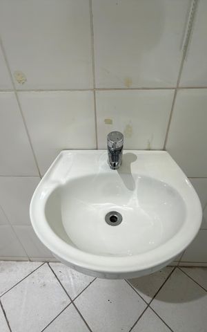 Casa à venda com 536m², 6 quartos e 5 vagas Casa à venda com 536m², 6 quartos e 5 vagasSuíte 2 Banheiro