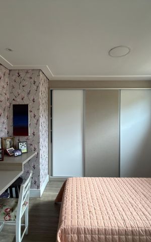 Casa à venda com 536m², 6 quartos e 5 vagas Casa à venda com 536m², 6 quartos e 5 vagasQuarto 6 suíte