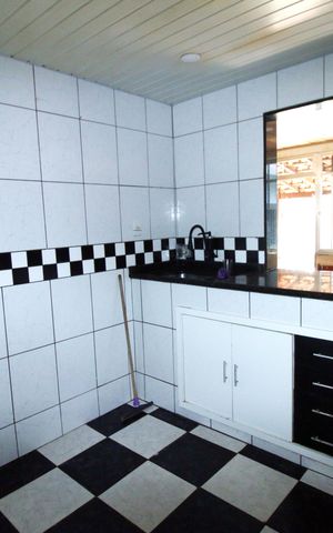 Casa à venda com 180m², 2 quartos e 1 vagaCozinha