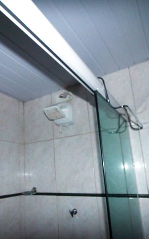 Casa à venda com 180m², 2 quartos e 1 vagaBanheiro 2