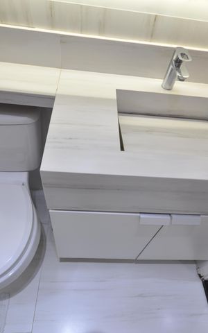 Apartamento à venda com 96m², 2 quartos e 2 vagasBanheiro da Suíte 1