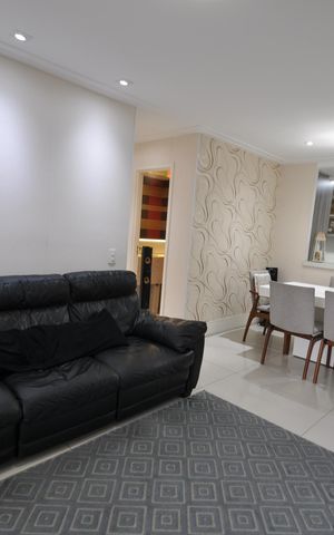Apartamento à venda com 96m², 2 quartos e 2 vagasSala