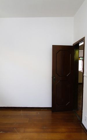 Casa à venda com 370m², 4 quartos e 3 vagasQuarto 