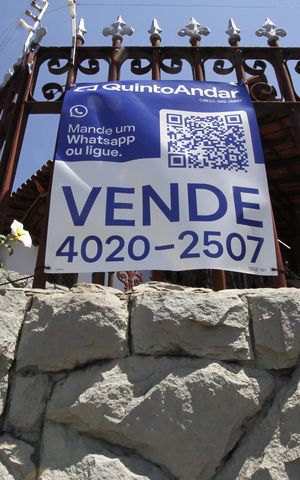 Casa à venda com 370m², 4 quartos e 3 vagasPlaca