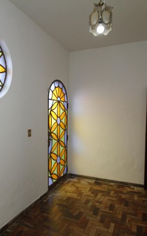 Casa à venda com 370m², 4 quartos e 3 vagasQuarto 2