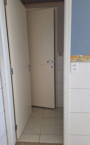 Casa à venda com 176m², 3 quartos e 3 vagas Casa à venda com 176m², 3 quartos e 3 vagasCorredor