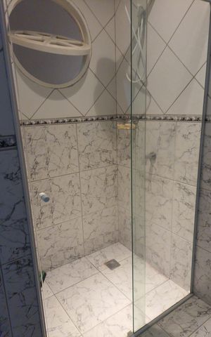 Casa à venda com 176m², 3 quartos e 3 vagas Casa à venda com 176m², 3 quartos e 3 vagasBanheiro 3