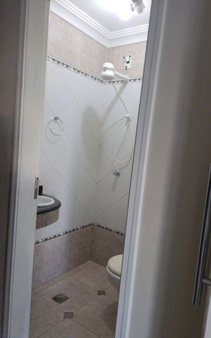 Casa à venda com 176m², 3 quartos e 3 vagas Casa à venda com 176m², 3 quartos e 3 vagasBanheiro 1