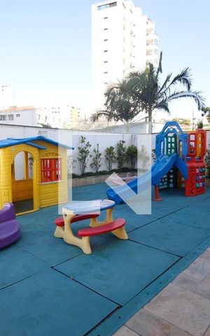 Apartamento à venda com 167m², 4 quartos e 3 vagasÁrea comum - Playground