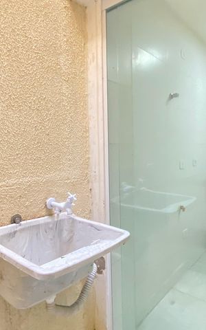 Apartamento para alugar com 45m², 2 quartos e sem vaga Apartamento para alugar com 45m², 2 quartos e sem vagaÁrea de Serviço