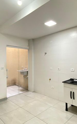 Apartamento para alugar com 45m², 2 quartos e sem vaga Apartamento para alugar com 45m², 2 quartos e sem vagaSala/cozinha