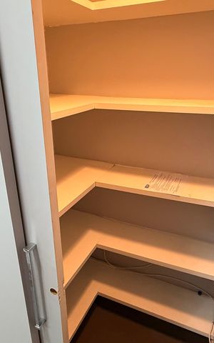 Apartamento para alugar com 107m², 3 quartos e 2 vagasArmario