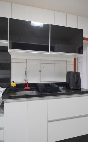 Apartamento para alugar com 92m², 2 quartos e 1 vagaCozinha 