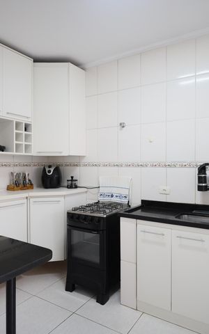 Apartamento para alugar com 58m², 2 quartos e 1 vagaCozinha e Área de Serviço